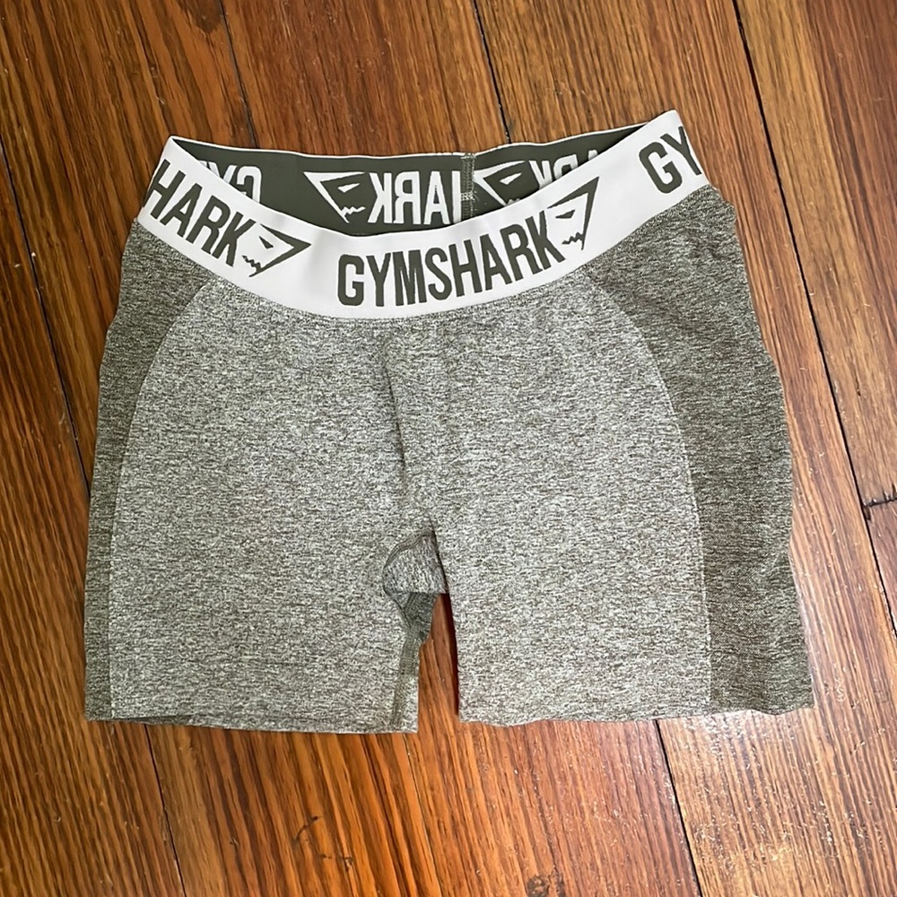 gymshark flex shorts